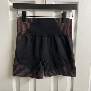 Gymshark Diffuse Seamless Biker Shorts - Small